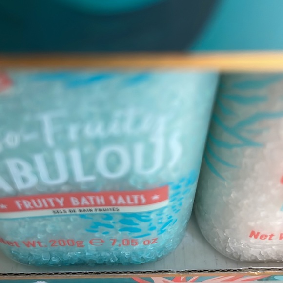 The Dirty Works set of 4 bath salts. New in box. - Picture 4 of 5